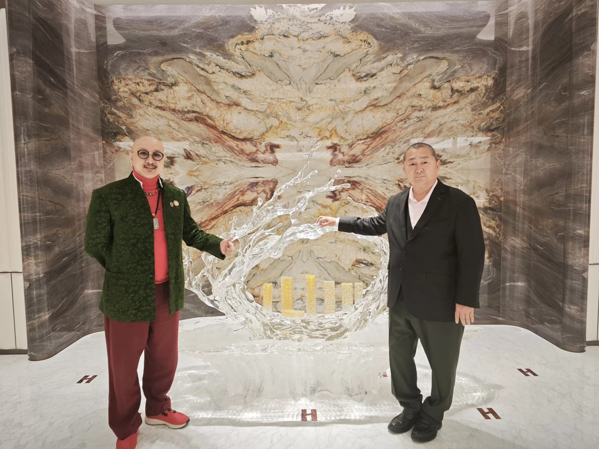 拿督斯里吳罡豪訪香江1號與集團主席劉志強 論大灣區生活藝術