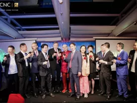 拿督斯里吳罡豪連任香港國際投資總會榮譽主席