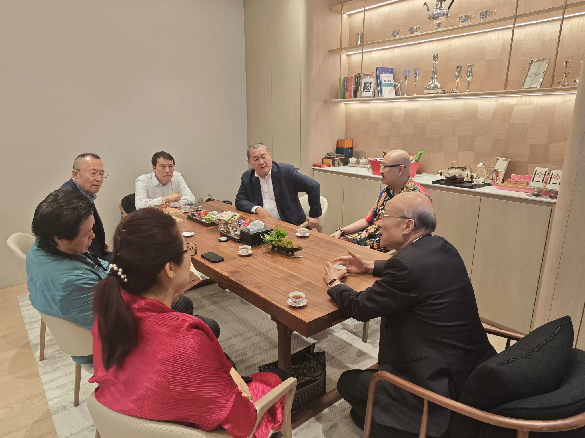 葉小龬、吳罡豪、劉志強、蘇樹輝出席閉門交流會 聚焦文化產業高質量發展