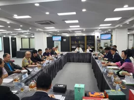 青島市政協副主席崔作一行訪港工商聯